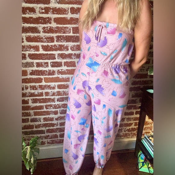 Vintage 80s lightweight strapless pink abstract floral jumpsuit - Picture 5 of 10
